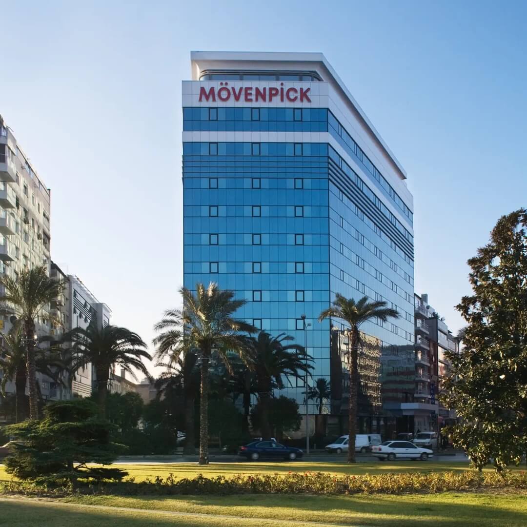 Mövenpick İzmir Hotel Alsancak Konak İzmir Yılbaşı Programı
